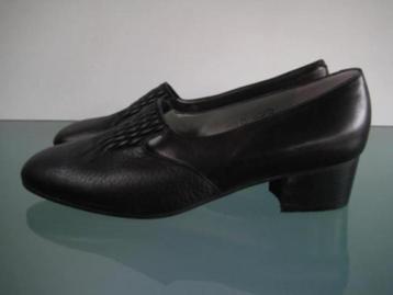 ALEXANDRIA Nieuwe leren zwarte pumps 41 beschikbaar voor biedingen