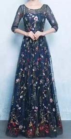 Lace Evening Maxi Dress size L, Maat 38/40 (M), Blauw, Ophalen of Verzenden, Onbekend