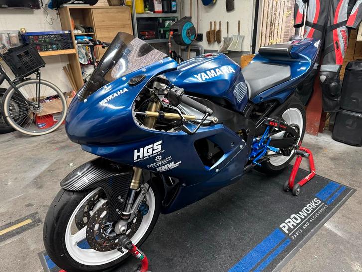 Yamaha r1 circuitmotor, Hobby en Vrije tijd, Overige Hobby en Vrije tijd, Gebruikt, Ophalen