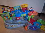 VTech Toet Toet Auto garage, Kinderen en Baby's, Speelgoed | Vtech, Ophalen, Zo goed als nieuw, 2 tot 4 jaar