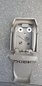 Bijna Nieuwe Sleutelkluis met Extra Beveiliging, Ophalen of Verzenden, Zo goed als nieuw, Grijs, Master Lock