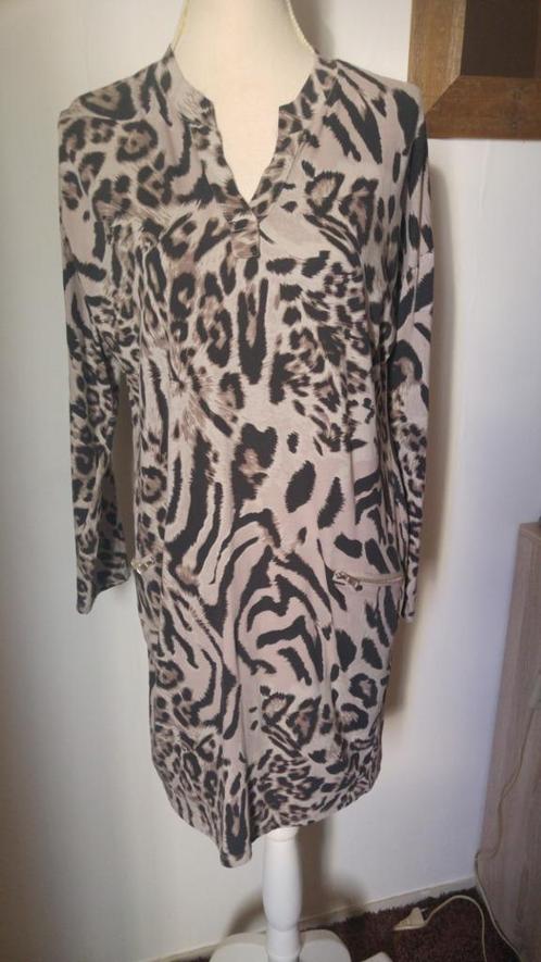 SUPER TRENDY en LEUK jurkje met tijgerpint mt. M/L - nieuw, Kleding | Dames, Jurken, Nieuw, Maat 38/40 (M), Beige, Boven de knie