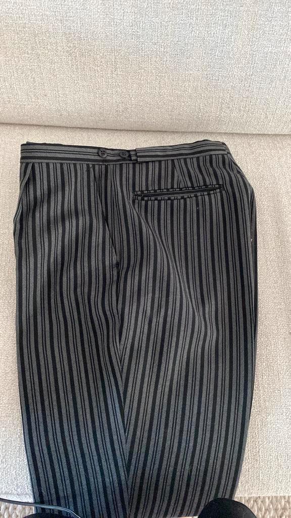Folklore pantalon, kamgaren/zuiver scheerwol, slanke maat 48, Kleding | Heren, Broeken en Pantalons, Zo goed als nieuw, Maat 48/50 (M)