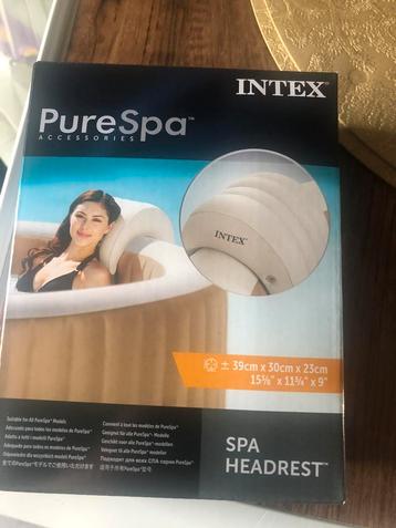 Intex hoodkussen beschikbaar voor biedingen