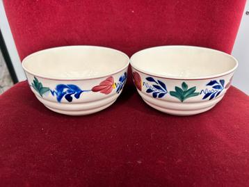 Boerenbont twee antieke schaaltjes 15cm beschikbaar voor biedingen