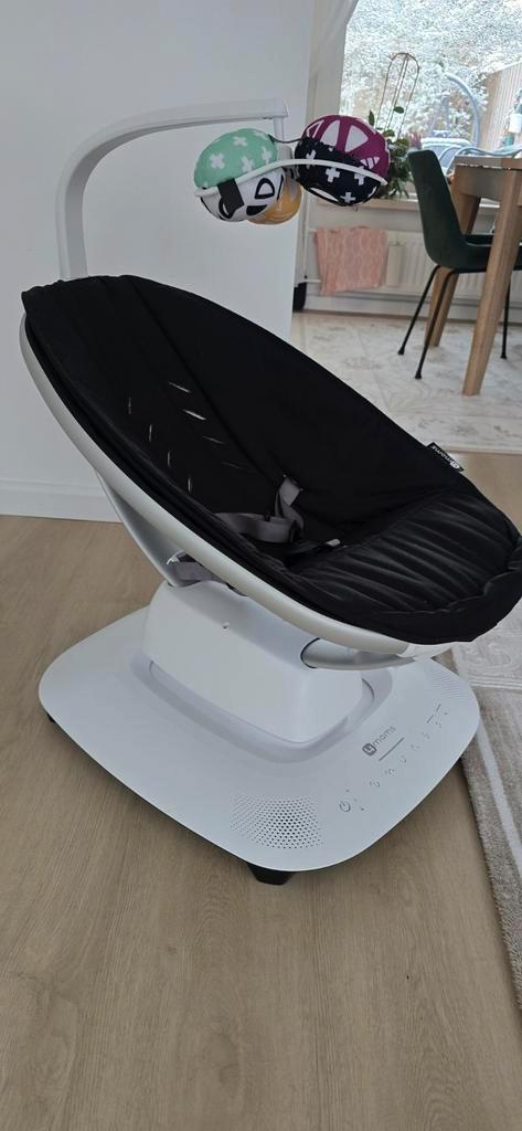 4moms MamaRoo 5 - Baby Schommelstoel, Kinderen en Baby's, Wipstoeltjes, Zo goed als nieuw, Schommelstoel, Overige merken, Met gordel(s) of riempje(s)