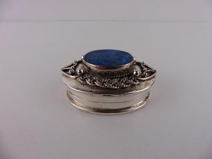 Zilveren pillendoosje                                   HJ11, Antiek en Kunst, Antiek | Goud en Zilver, Zilver, Ophalen of Verzenden
