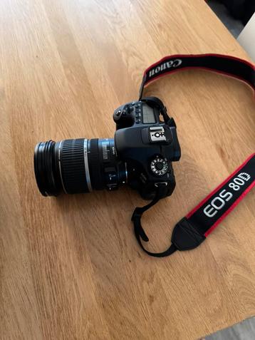 Canon EOS 80D met diverse lenzen beschikbaar voor biedingen