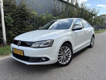 Volkswagen Jetta 1.4 TSI Hybrid Highline / AUTOMAAT / NAVI / beschikbaar voor biedingen