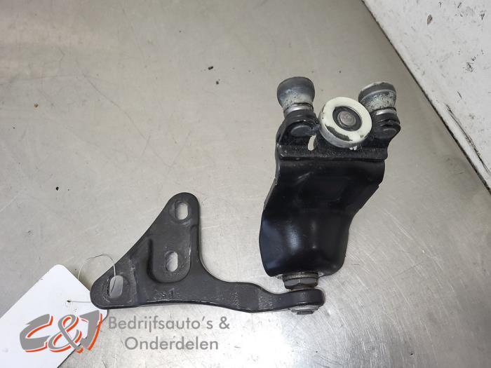 Schuifdeurrol rechts van een Ford Transit (XXXXXXXX), Auto-onderdelen, Carrosserie en Plaatwerk, Ford, Gebruikt, 3 maanden garantie