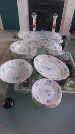 Vintage Borden Set, Huis en Inrichting, Keuken | Servies, Gebruikt, Ophalen of Verzenden, Bord(en), Overige stijlen