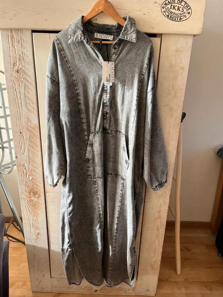 10days Billie Dress Jog Denim - Maat 2XL - Nieuw!, Kleding | Dames, Jurken, Nieuw, Maat 46/48 (XL) of groter, Grijs, Onder de knie