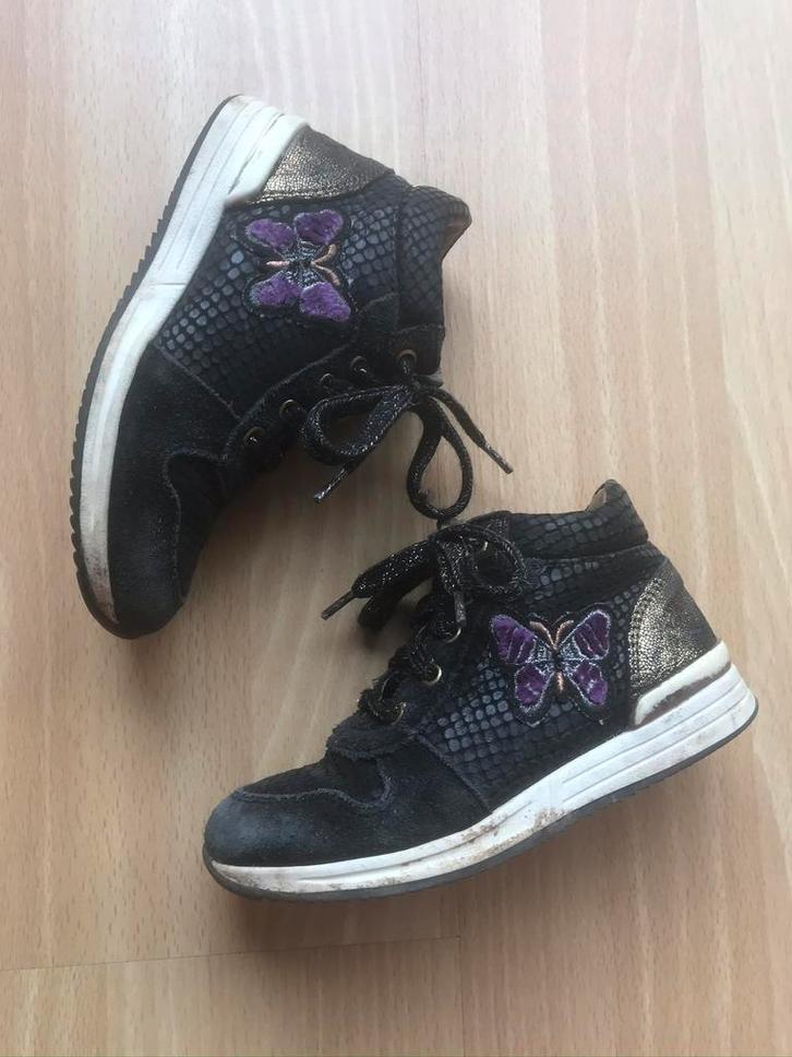 Schoenen winter meisje maat 27 gedragen staat, Kinderen en Baby's, Kinderkleding | Schoenen en Sokken, Zo goed als nieuw, Schoenen