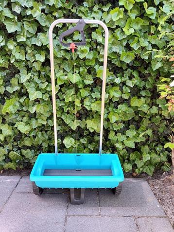Gardena strooiwagen L beschikbaar voor biedingen