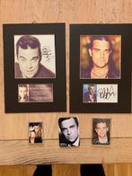 Robbie Williams 3 koelkast magneten +2 foto's in lijstje, Ophalen of Verzenden, Zo goed als nieuw