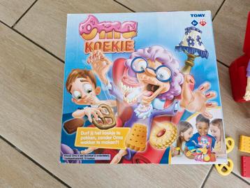 Oma Koekie - Tomy - Zo goed als nieuw beschikbaar voor biedingen