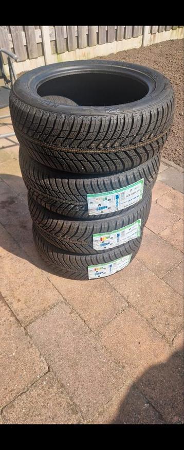 NEXEN NBLUE 4 SEASON 195/50 R15 82H

3PMSF beschikbaar voor biedingen