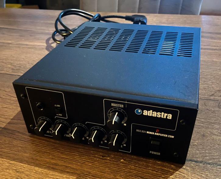 Adastra 952.931 versterker, Audio, Tv en Foto, Versterkers en Receivers, Gebruikt, Stereo, Minder dan 60 watt, Overige merken