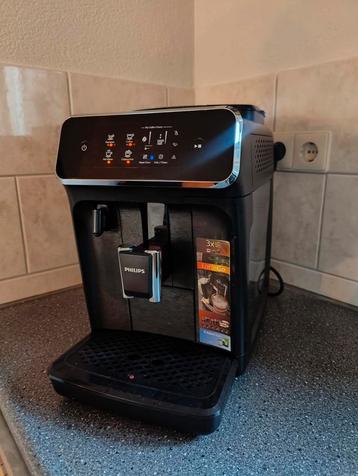 Philips 2200 Espresso - Cappuccino - koffie - bonen machine beschikbaar voor biedingen