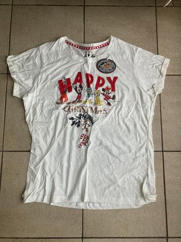 Nieuw Disney T shirt ' happy Christmas ' - maat L