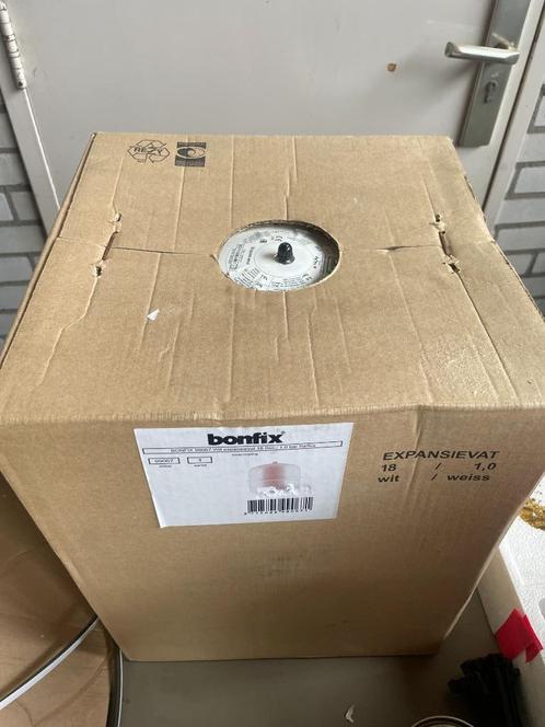 kachel / cv / expansievat, Huis en Inrichting, Kachels, Nieuw, Overige soorten, Elektrisch, Ophalen