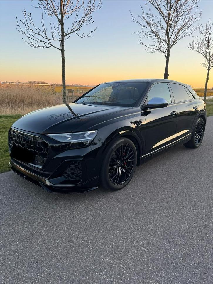 Audi Q8 SQ8 Quattro 507PK Tiptronic 2024 Zwart, Auto's, Audi, Particulier, Overige modellen, 360° camera, 4x4, ABS, Achteruitrijcamera