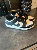 Nike low dunk panda maat 39, Kleding | Dames, Schoenen, Ophalen of Verzenden, Gedragen, Sneakers of Gympen