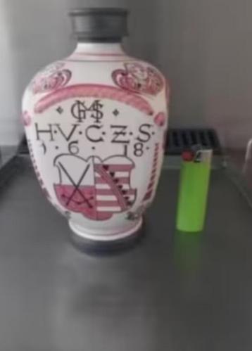 Ulmer Keramik pot ( Keramiek) met schroefdop beschikbaar voor biedingen