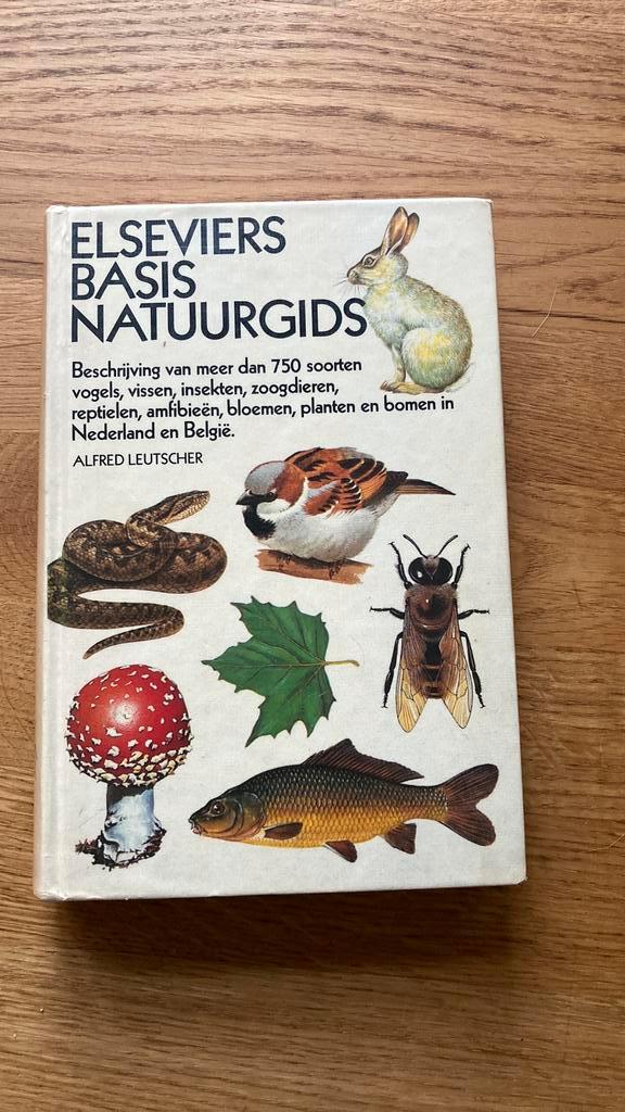 Elseviers basis natuurgids - Alfred Leutscher, Boeken, Natuur, Gelezen, Bloemen, Planten en Bomen, Ophalen of Verzenden
