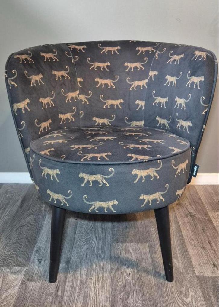 WOOOD Bo Fauteuil - Velvet stof (zwart/goud), Huis en Inrichting, Fauteuils, Gebruikt, Stof, 50 tot 75 cm, 75 tot 100 cm, Ophalen