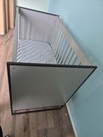 ledikant met bijpassende kommode. (Baby dump ), Ophalen, Zo goed als nieuw, Jongetje of Meisje