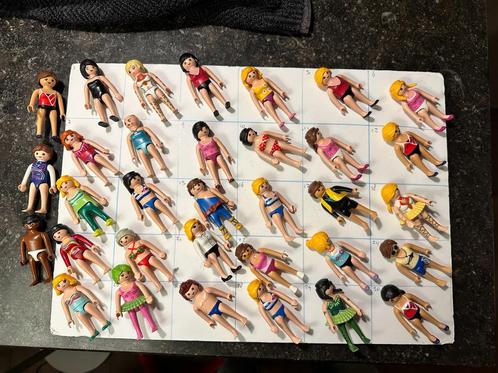 Playmobil poppetjes zwemmen en sport (121), Kinderen en Baby's, Speelgoed | Playmobil, Zo goed als nieuw, Los playmobil, Ophalen of Verzenden