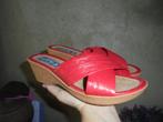 S14) rood leer slipper sandalen comoda 37 made in italy, Kleding | Dames, Schoenen, Comoda, Sandalen of Muiltjes, Ophalen of Verzenden