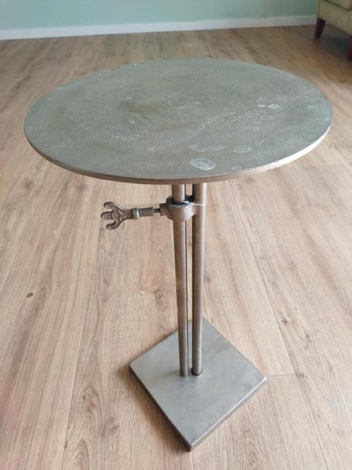 ijzeren bijzettafel Intratuin, Huis en Inrichting, Tafels | Bijzettafels, Gebruikt, Rond, Minder dan 55 cm, Metaal of Aluminium