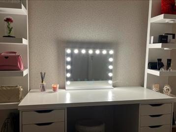 Make-up tafel met spiegel