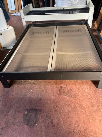 Te koop klus Auping Auronde  160 x200   Metalic zwart beschikbaar voor biedingen