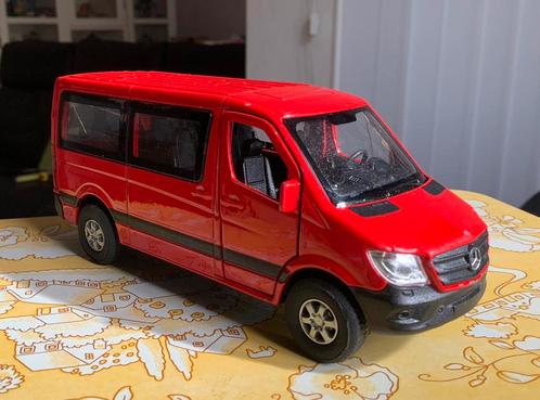 Mercedes benz Sprinter Traveliner bus Welly Auto, Hobby en Vrije tijd, Modelauto's | Overige schalen, Gebruikt, Auto, Ophalen