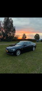 BMW 325i e92 coupe youngtimer, Auto's, BMW, 745 kg, Achterwielaandrijving, 74 €/maand, 2497 cc