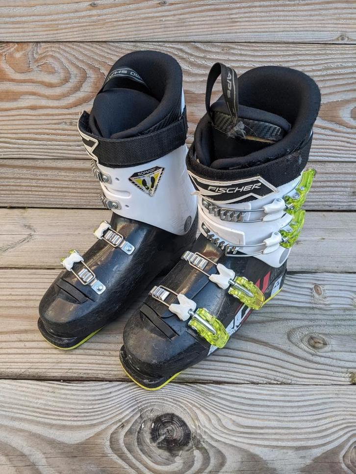 Skischoen Fischer RC 460 2 paar
Maat 25,5 is maat 39,5, Sport en Fitness, Skiën en Langlaufen, Gebruikt, Schoenen, Skiën, Fischer