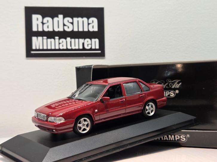 Volvo S70 Saloon 1998 - Red metallic 1:43 Minichamps, Hobby en Vrije tijd, Modelauto's | 1:43, Zo goed als nieuw, Auto, MiniChamps