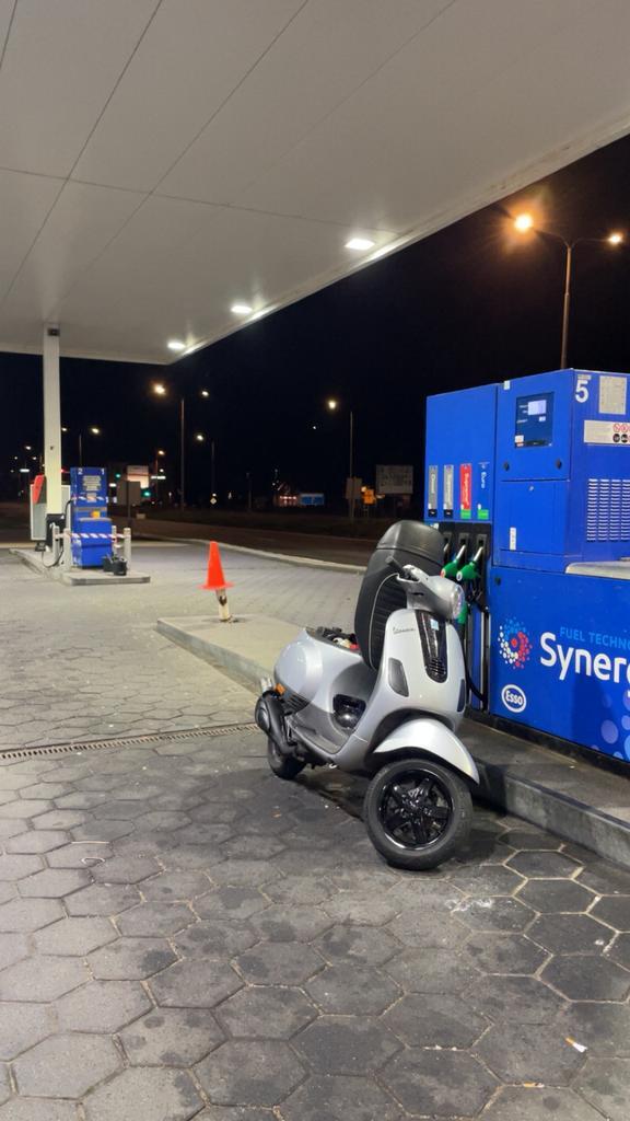 Vespa lx 2takt, Fietsen en Brommers, Scooters | Piaggio, Zo goed als nieuw, Overige modellen, Tweetakt, Ophalen of Verzenden