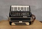 Vintage accordeon – Meridian – Gebr. Fischer KG (DDR), Muziek en Instrumenten, Overige merken, Gebruikt, Met riemen, N
