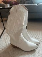 Nieuwe geborduurde witte dames laarzen,  maat 40, Kleding | Dames, Schoenen, Hoge laarzen, Wit, Nieuw, Ophalen of Verzenden