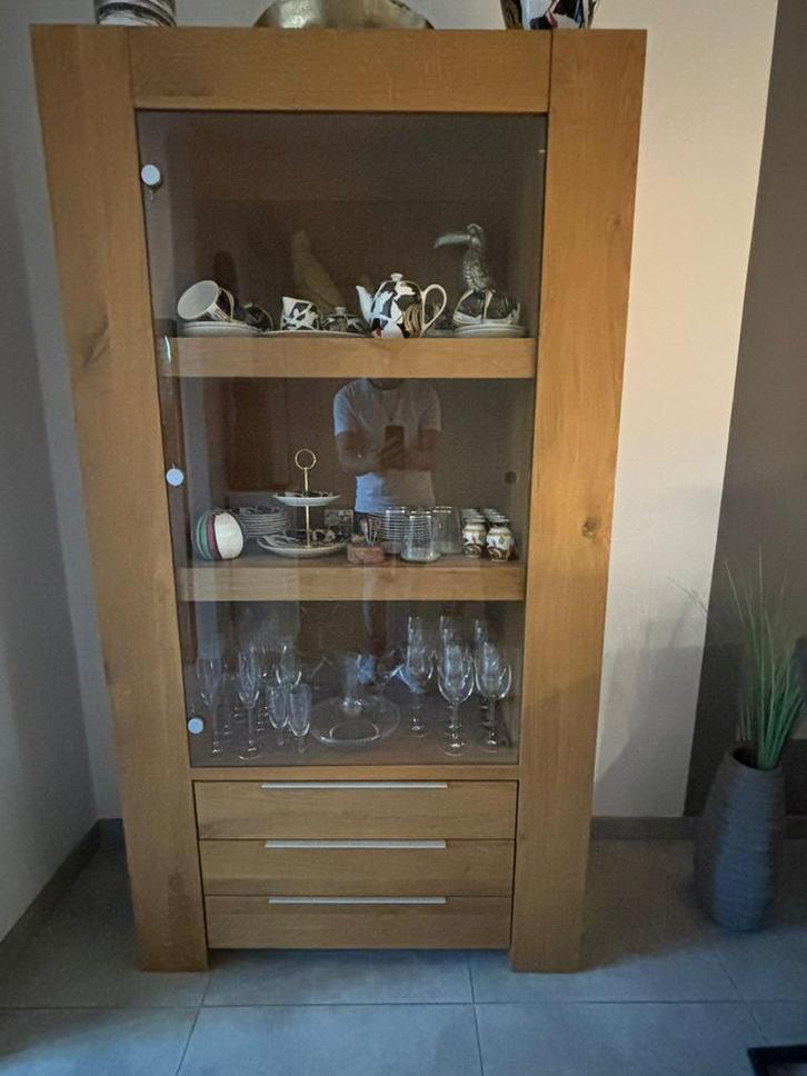 Goossens Quint vitrinekast - Eikenhout, Huis en Inrichting, Kasten | Vitrinekasten, Zo goed als nieuw, 150 tot 200 cm, 100 tot 150 cm