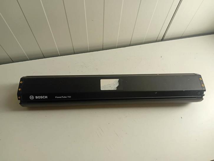 Defecte fiets accu Bosch Powertube 750Wh  horizontaal, Fietsen en Brommers, Fietsaccessoires | Fietsaccu's, Gebruikt, Ophalen of Verzenden