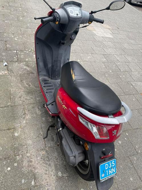 Peugeot Vivacity scooter, Fietsen en Brommers, Scooters | Peugeot, Ophalen