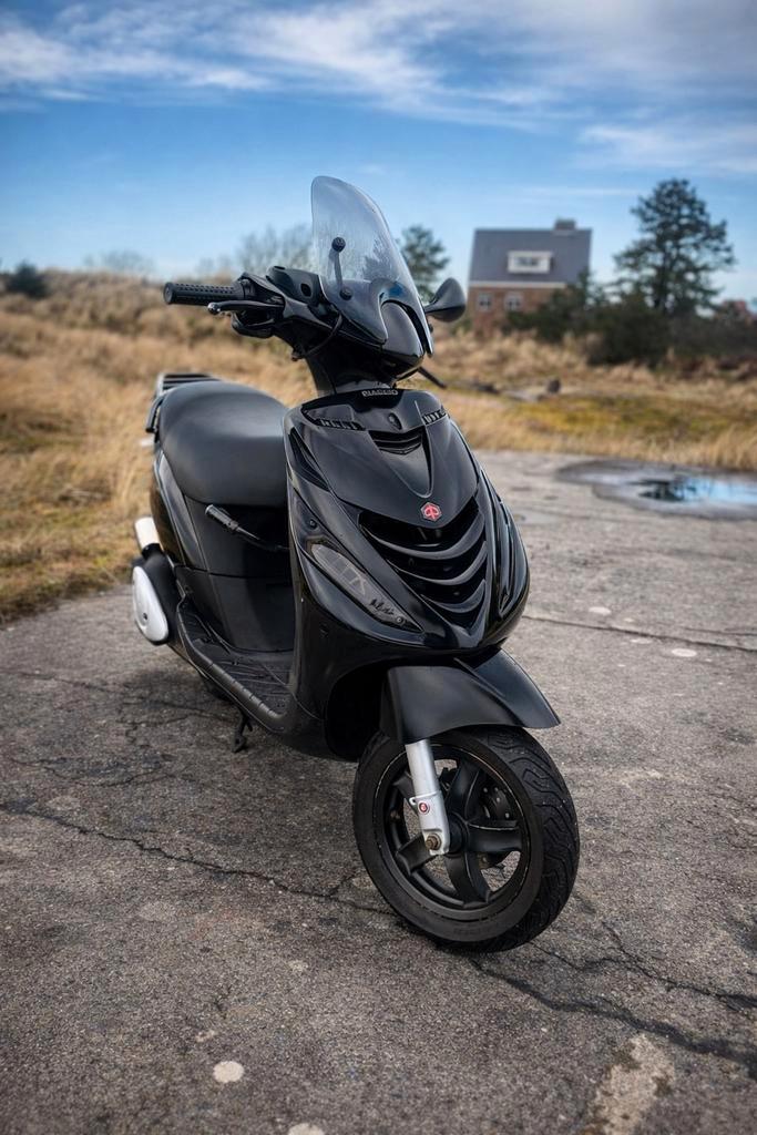 Paggio zip 70cc, Fietsen en Brommers, Scooters | Piaggio, Zo goed als nieuw, Zip, Tweetakt, Ophalen