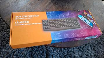 Toetsenbord nieuw Qwerty Bedraad beschikbaar voor biedingen