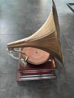 Oude Grammofoon His Master's Voice met Platen, Ophalen