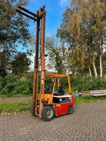 Komatsu elektrische  heftruck 2500 kg beschikbaar voor biedingen